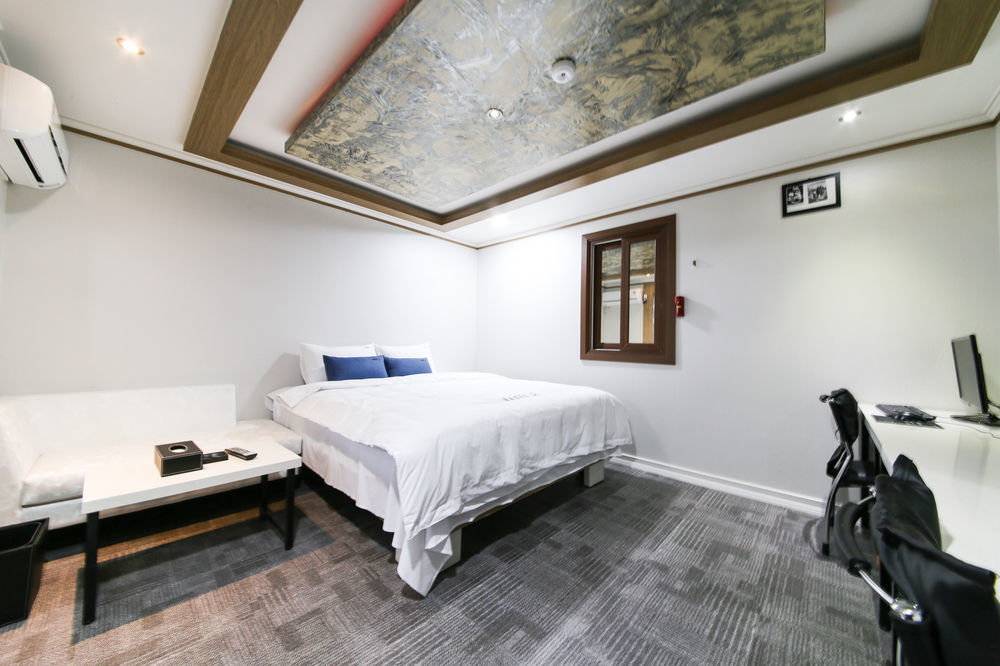 No.25 Hotel Busan Seomyeon Station Exterior photo